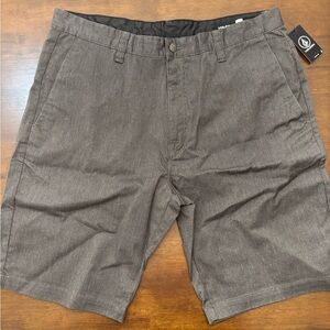 Volcom Vmonty Stretch 22 Chino Shorts - Size 36 - Charcoal Heather (NWT)